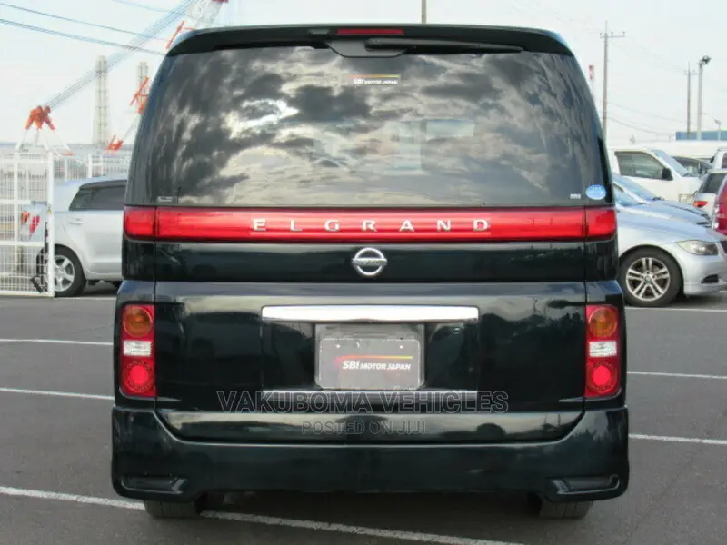 Nissan Elgrand 2005 Black