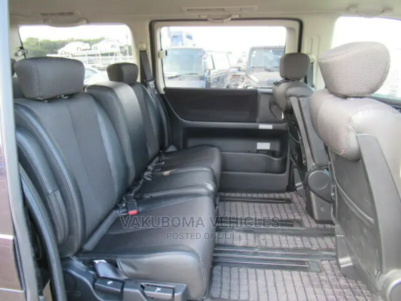 Nissan Elgrand 2005 Black