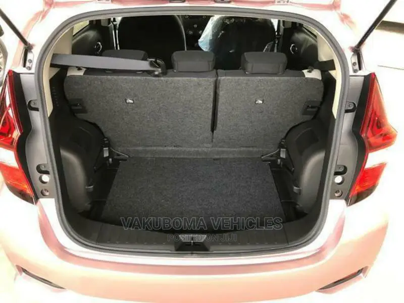 Nissan Note 2016 Pink