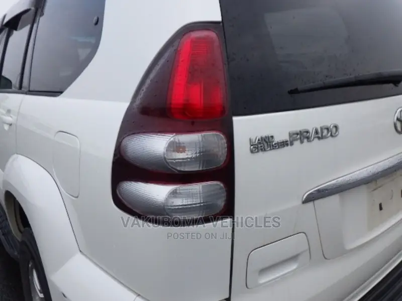 Toyota Land Cruiser Prado 2002 Pearl