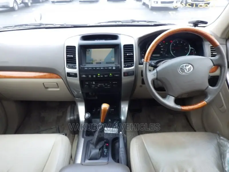 Toyota Land Cruiser Prado 2002 Pearl