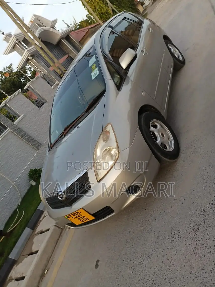 Toyota Corolla Spacio 2003 Gray