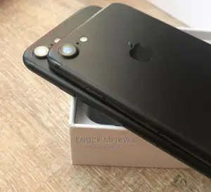 Apple iPhone 7 32 GB Black
