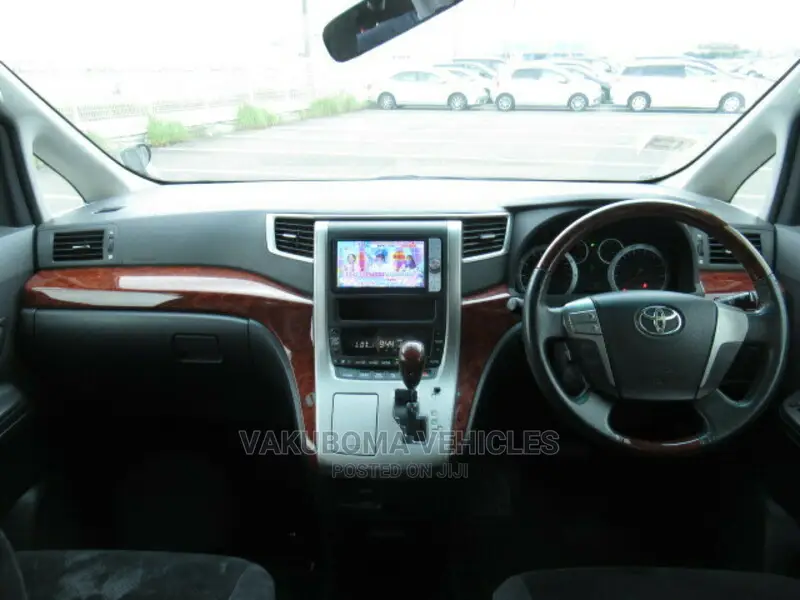 Toyota Vellfire 2011 Black
