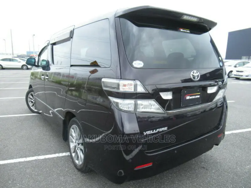 Toyota Vellfire 2011 Black