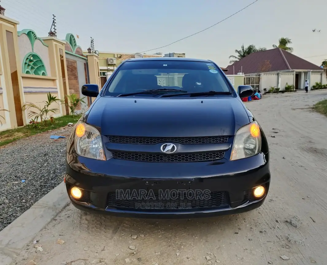 Toyota IST 2006 Black