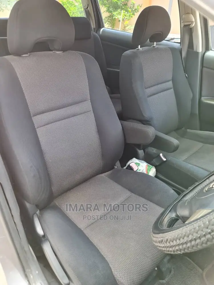 Toyota Wish 2007 Gray