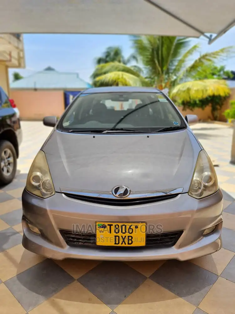 Toyota Wish 2007 Gray