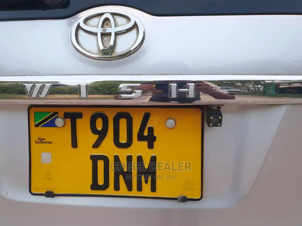 Toyota Wish 2004 Silver