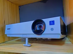 SONY Projector HD 350 Inches
