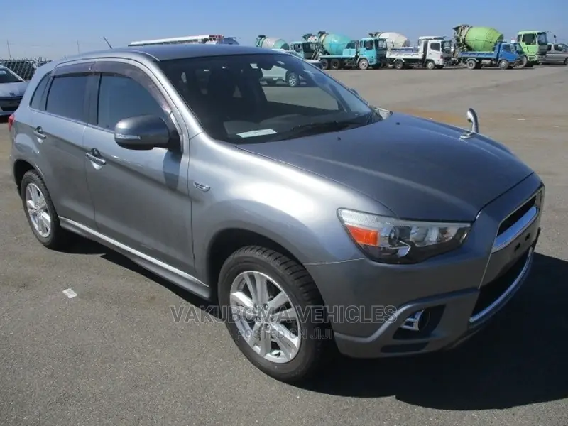 Mitsubishi RVR 2011 Silver