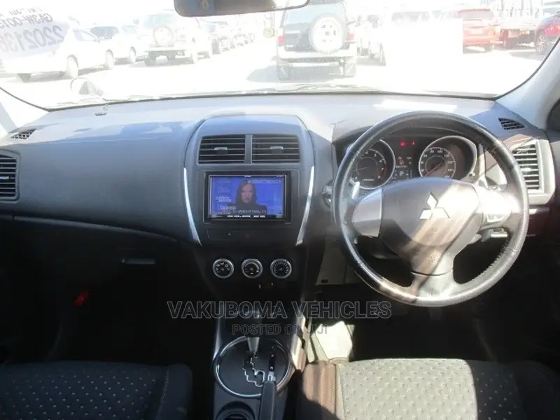 Mitsubishi RVR 2011 Silver
