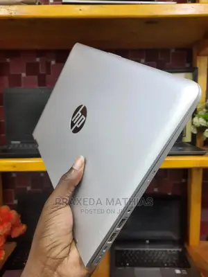 Laptop HP Pavilion X360 4GB Intel Core I3 SSD 256GB