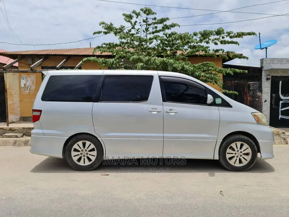 Toyota Alphard 2005 Silver