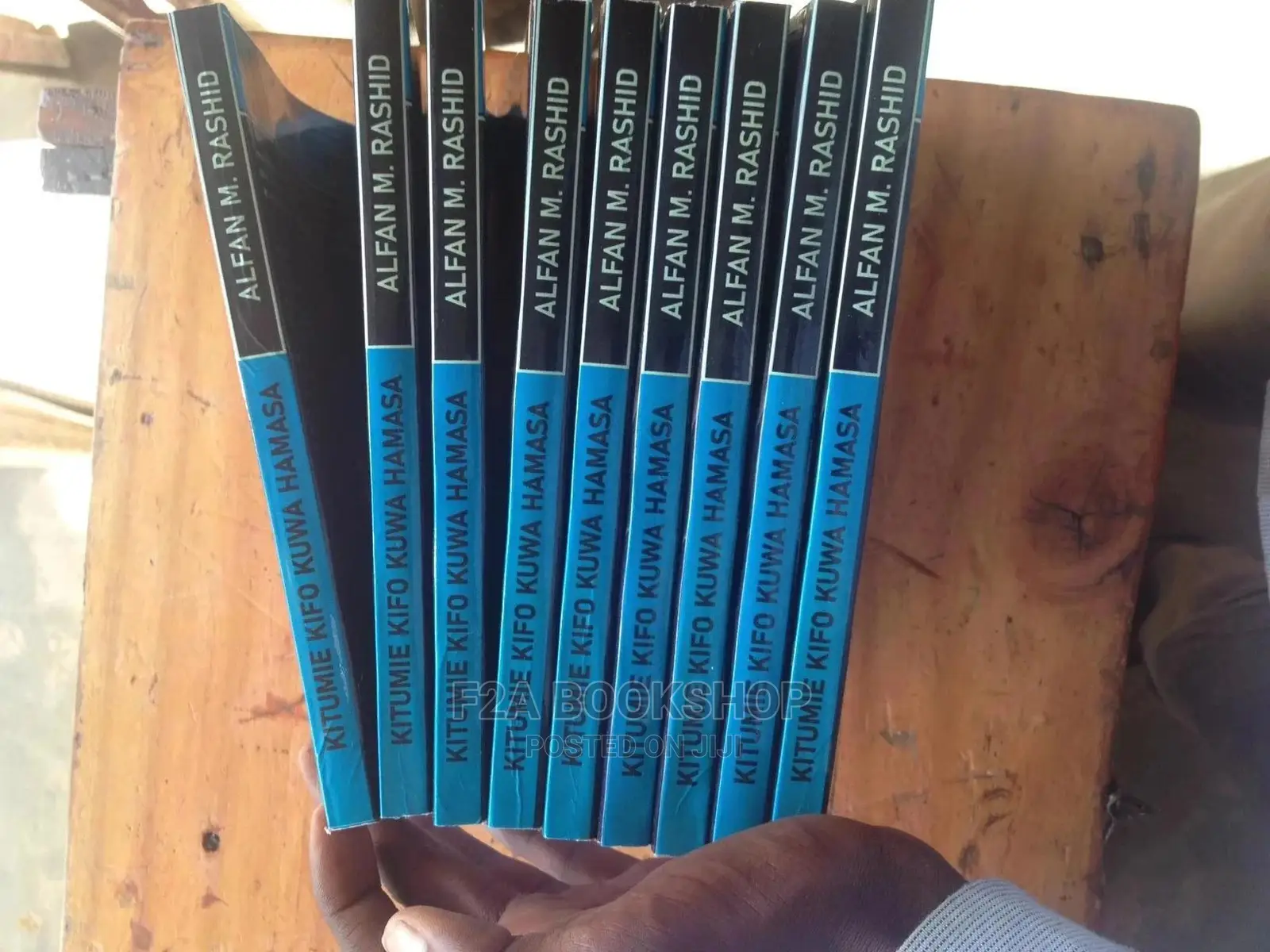 Kitumie Kifo Kuwa Hamasa by Halfan M. Rashid