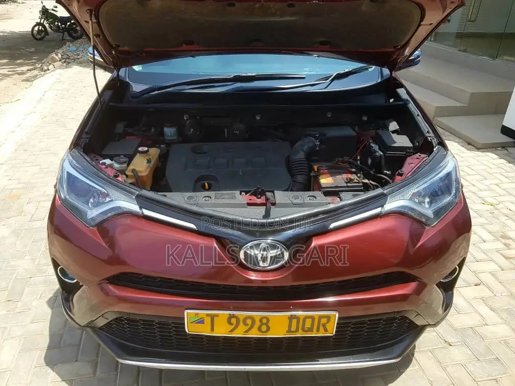 Toyota Harrier 2017 Red