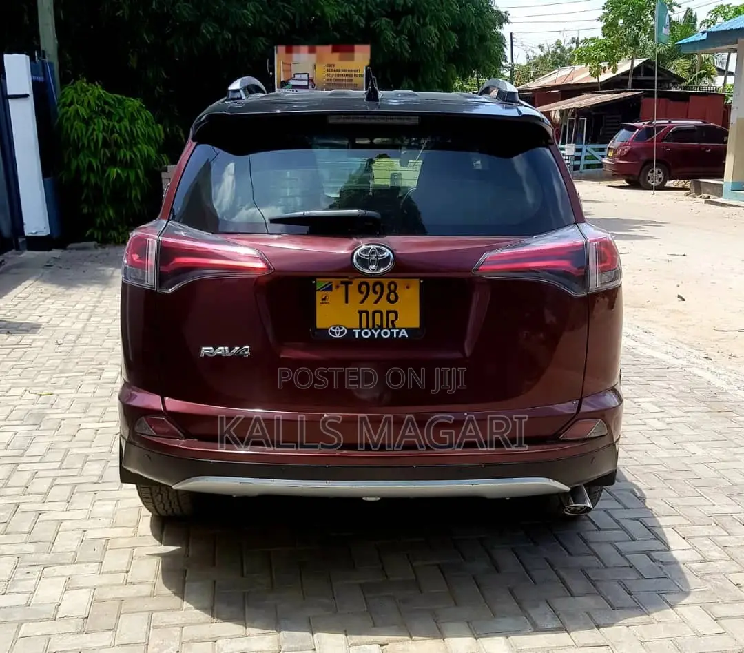 Toyota Harrier 2017 Red