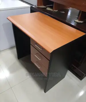 Meza Ya Office