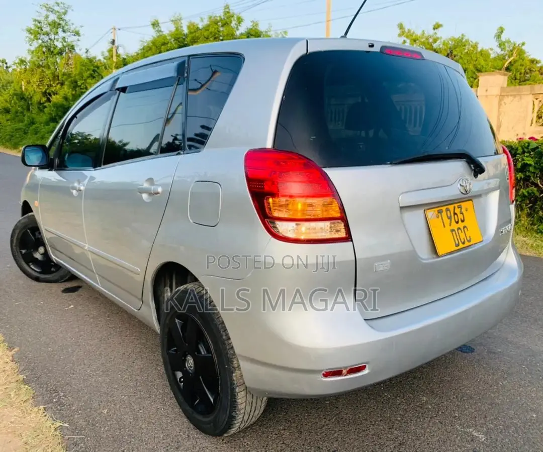 Toyota Corolla Spacio 2003 Silver