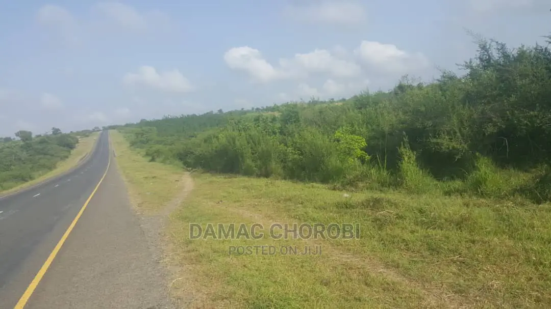 Acre 1200 Tanga Zinauzwa