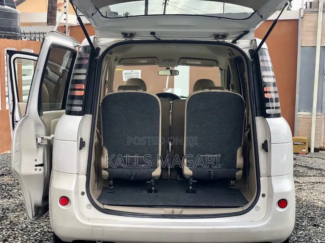 Toyota Sienta 2005 White