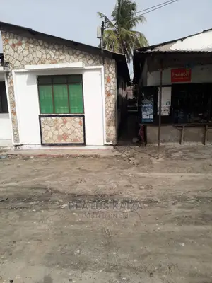 3bdrm House in Mikochen A Near, Mikocheni for sale