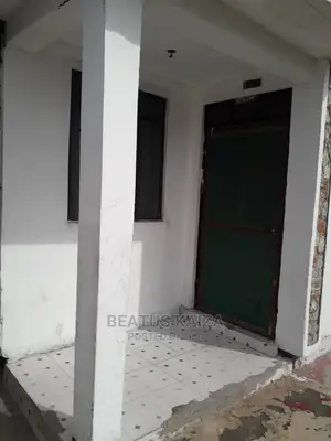 3bdrm House in Mikochen A Near, Mikocheni for sale