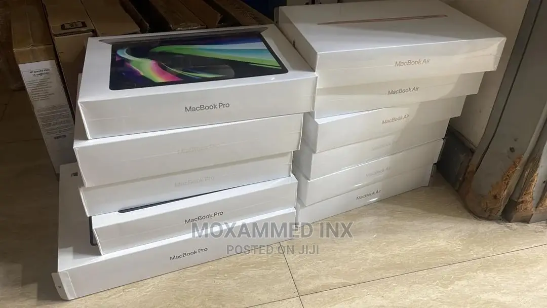 New Laptop Apple MacBook Pro M1 8GB Intel Core I5 256GB
