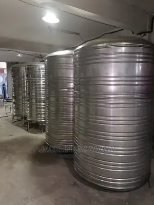 Stainless Steel Tanks Round and Square Shaped