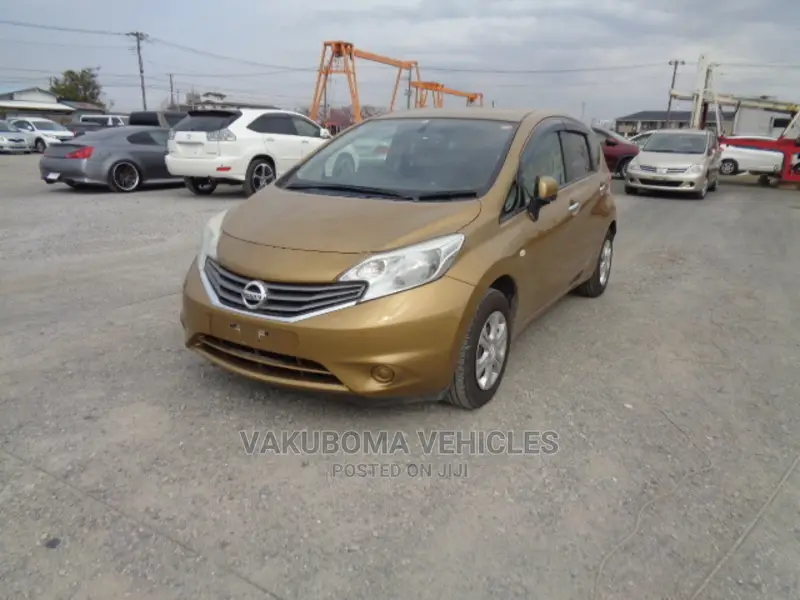Nissan Note 2013 Gold