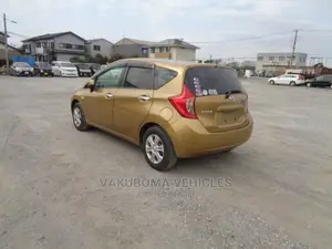 Nissan Note 2013 Gold
