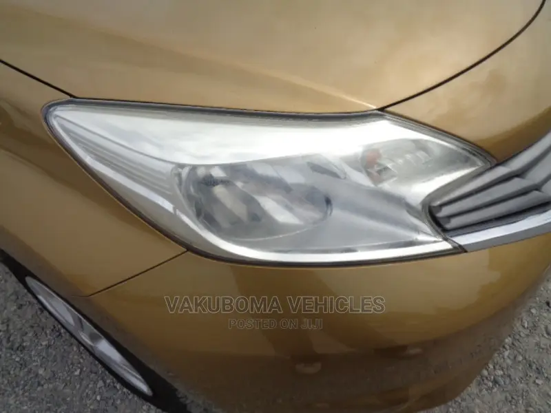 Nissan Note 2013 Gold