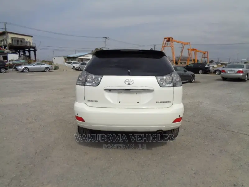 Toyota Harrier 2007 White