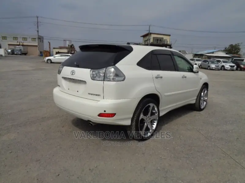 Toyota Harrier 2007 White