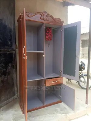 Kabati La Milango Miwili