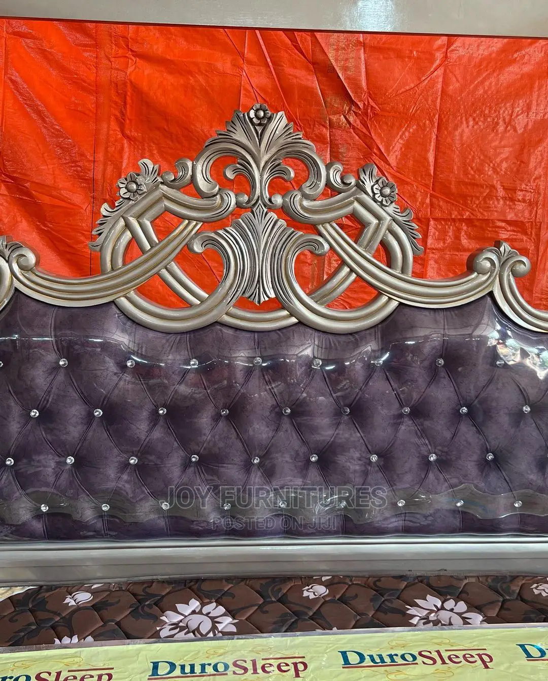 King's Bed