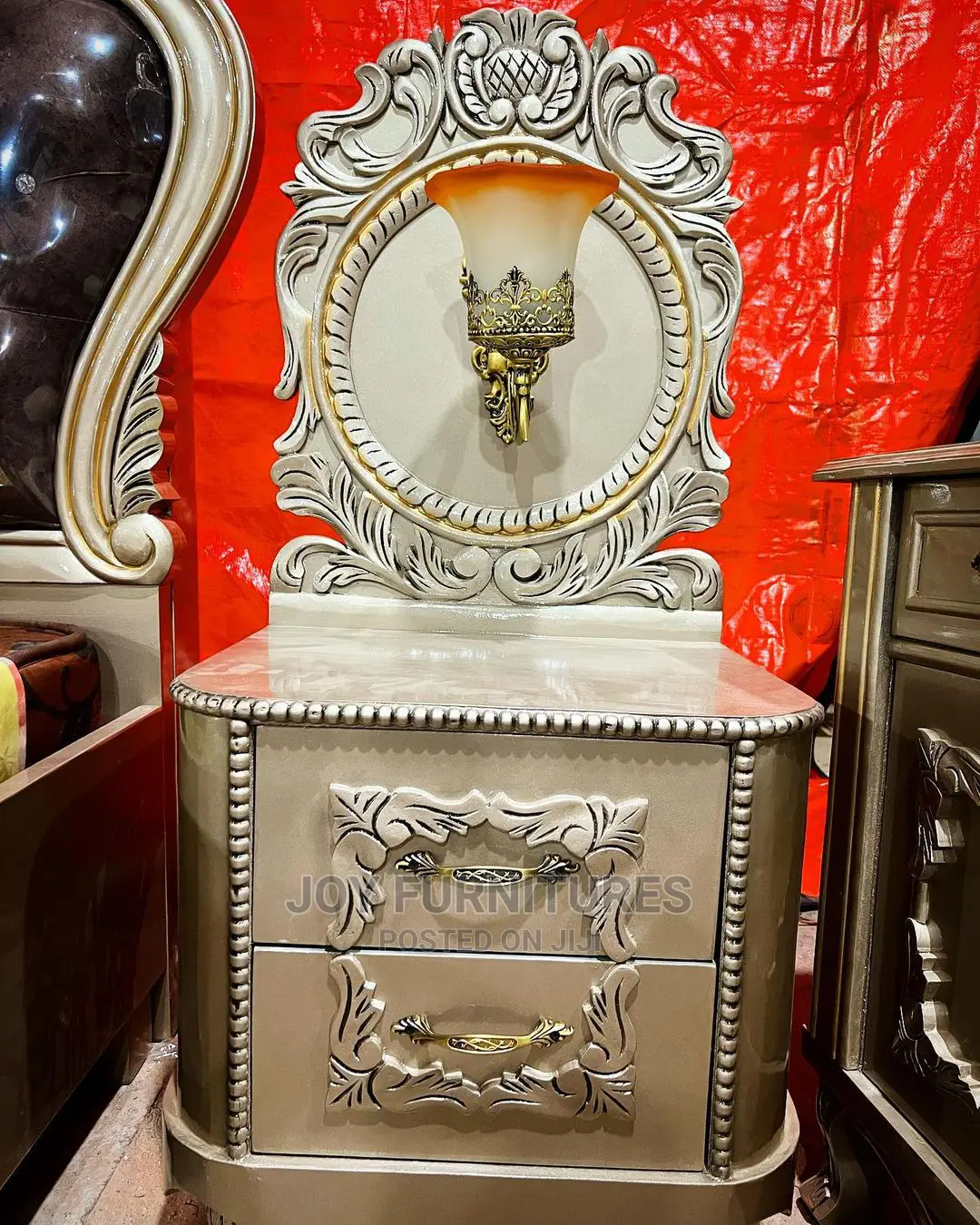 King's Bed Set Design