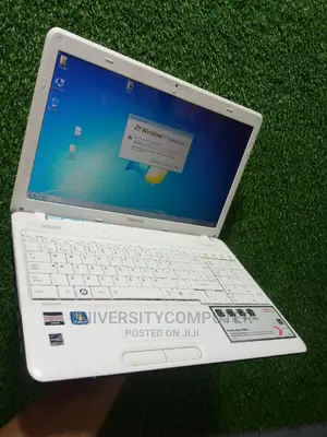 Laptop Toshiba Satellite C50D 4GB Intel Core 2 Duo HDD 320GB