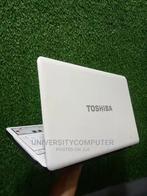 Laptop Toshiba Satellite C50D 4GB Intel Core 2 Duo HDD 320GB