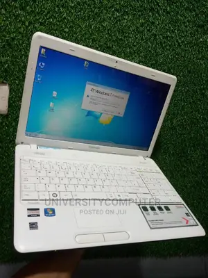 Laptop Toshiba Satellite C50D 4GB Intel Core 2 Duo HDD 320GB