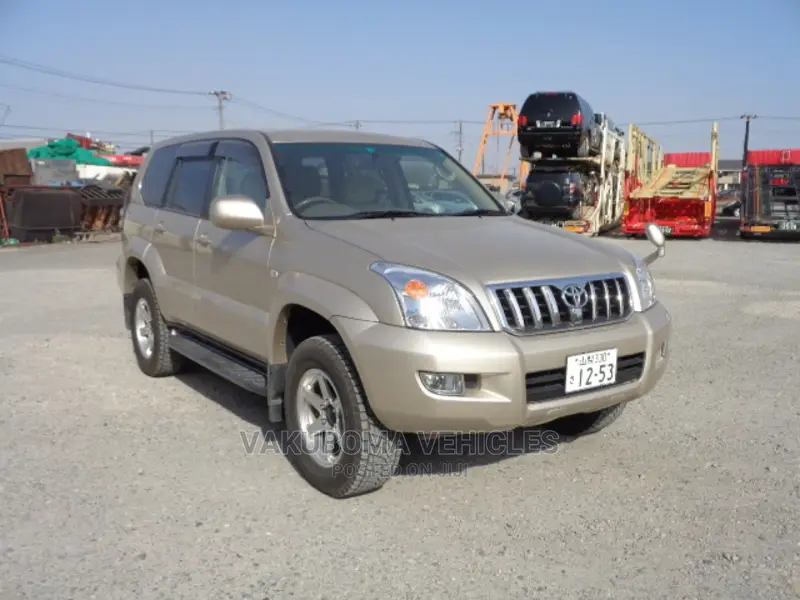 Toyota Land Cruiser Prado 2005 Gold