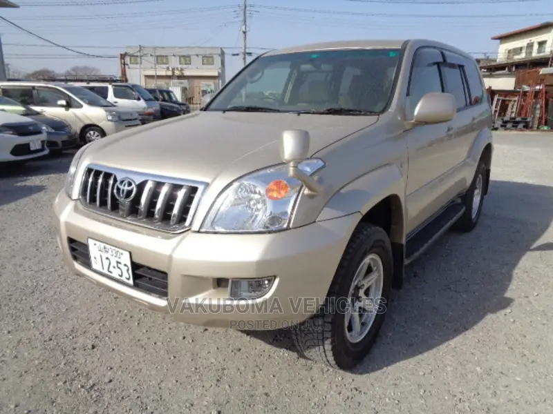 Toyota Land Cruiser Prado 2005 Gold