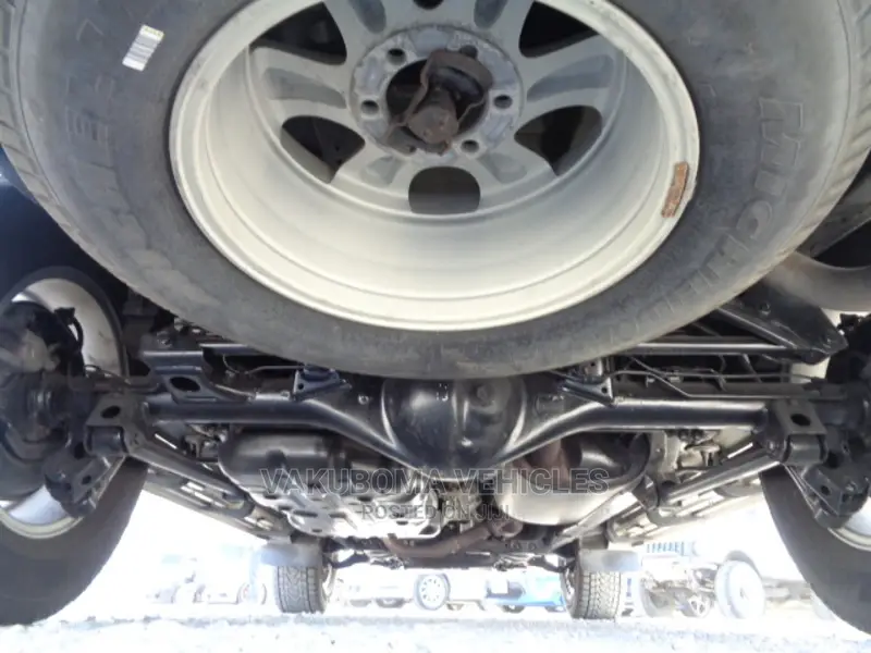 Toyota Land Cruiser Prado 2005 Gold