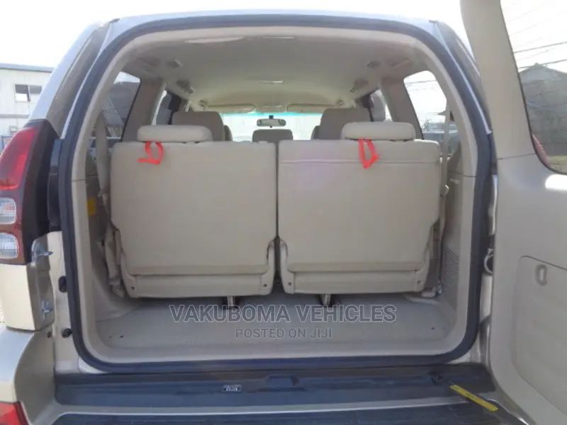 Toyota Land Cruiser Prado 2005 Gold
