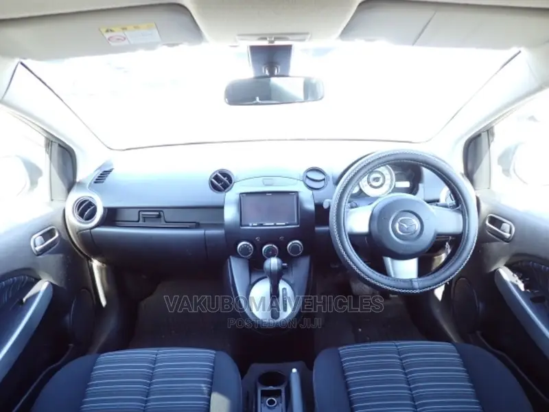 Mazda Demio 2009 Silver