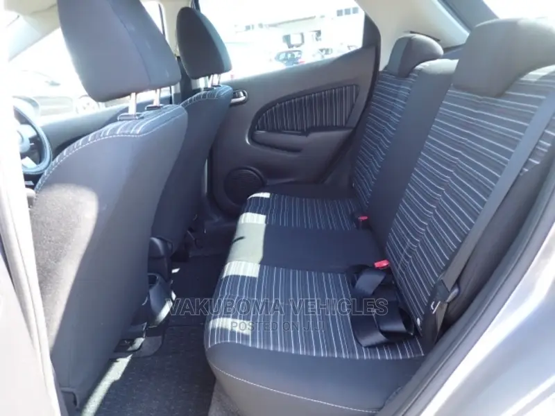 Mazda Demio 2009 Silver