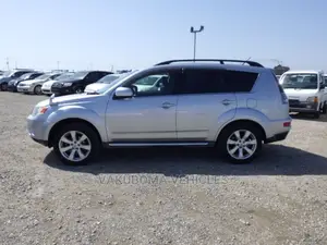 Mitsubishi Outlander 2011 Silver