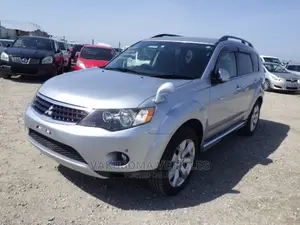 Mitsubishi Outlander 2011 Silver