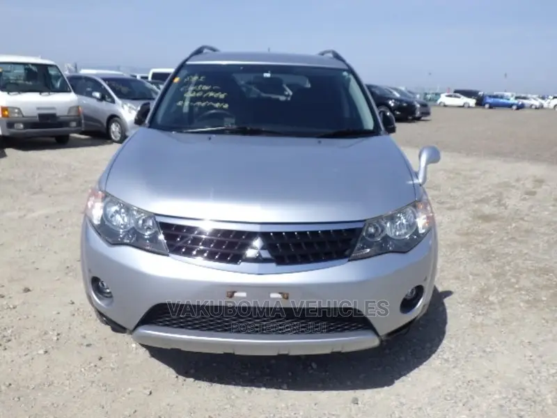 Mitsubishi Outlander 2011 Silver