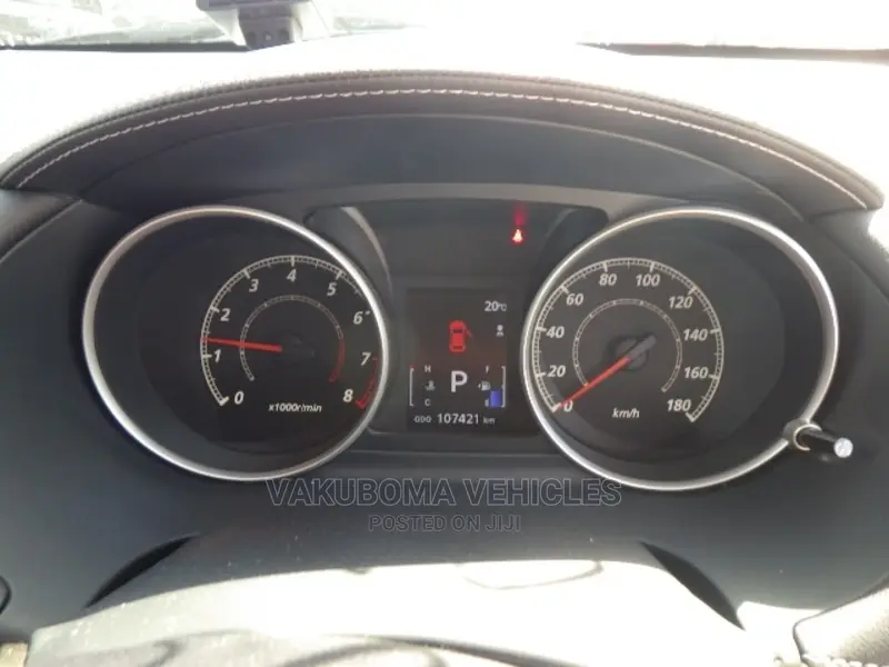 Mitsubishi Outlander 2011 Silver